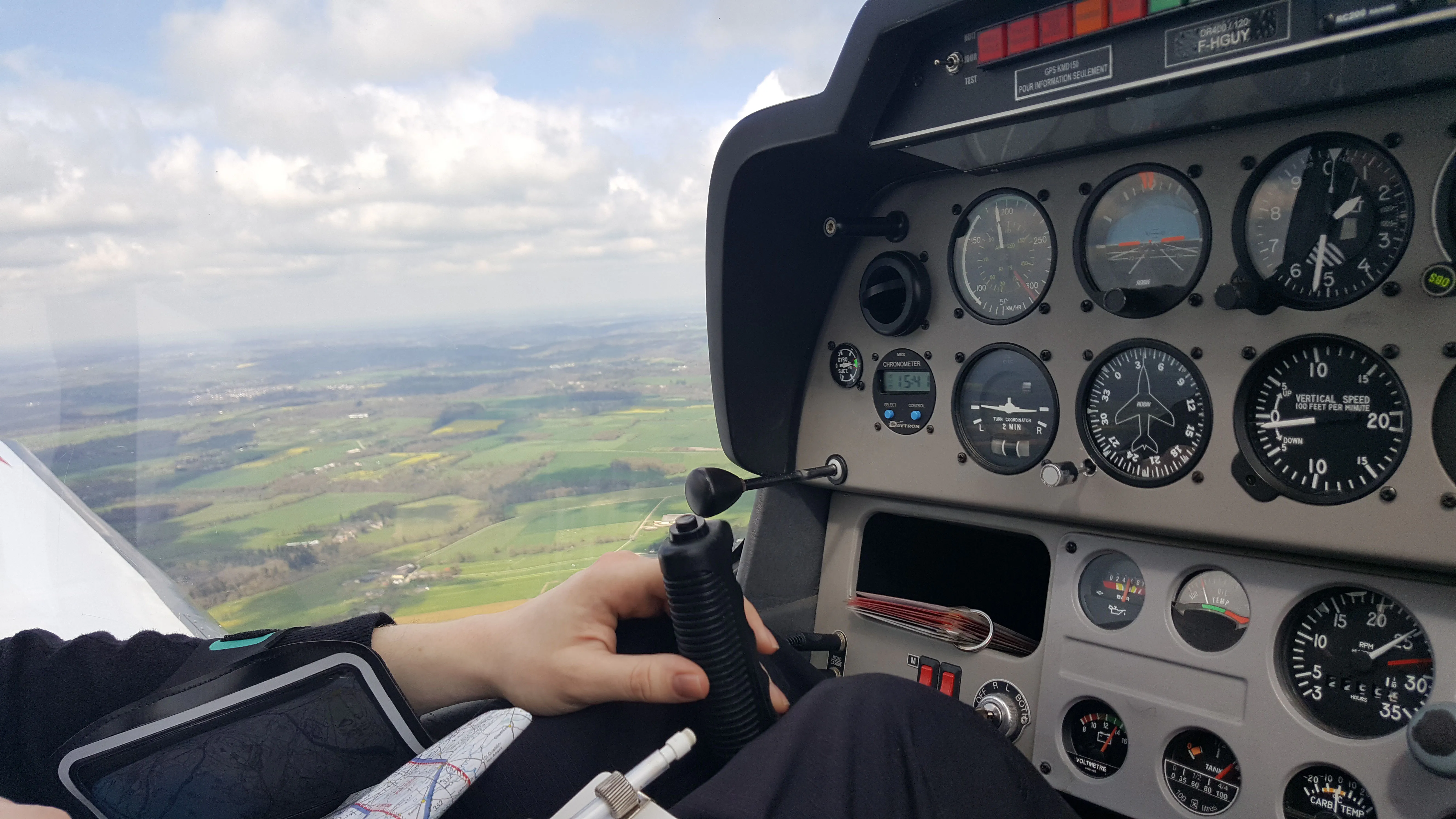 Pilotage with a fingertip!